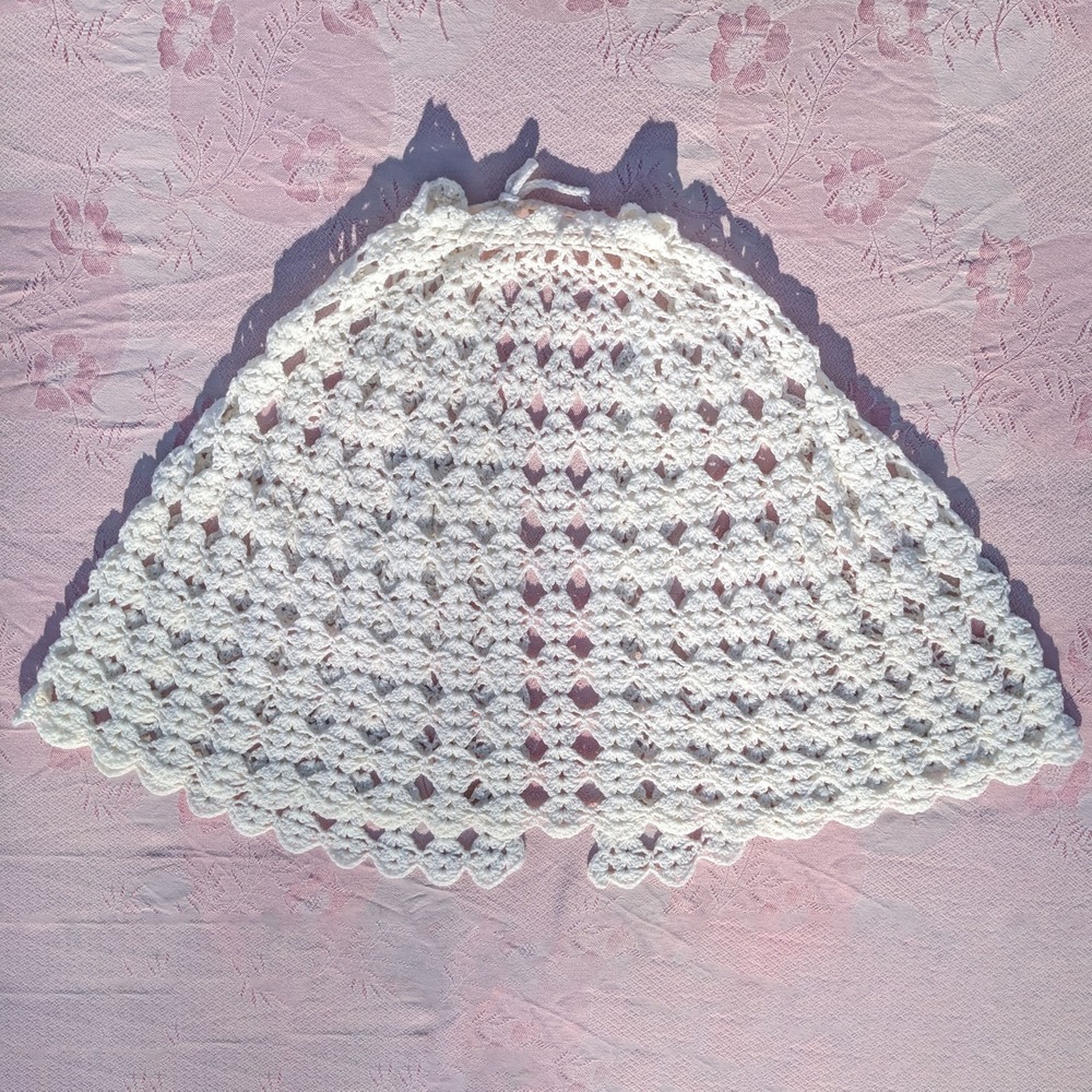 Vintage Handmade Crochet Poncho Cape Women's White Cottage Cardigan Shawl Knit - Picture 2 of 11